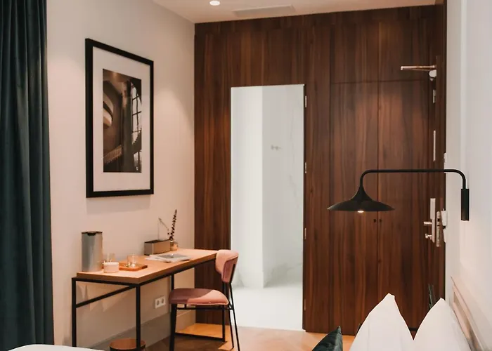 Otel Mate Collection Helen Berger 4*