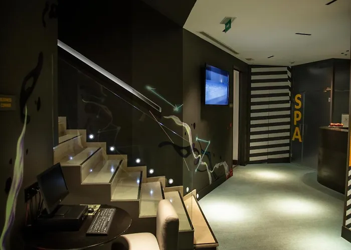 Myr Plaza Mercado & 4*