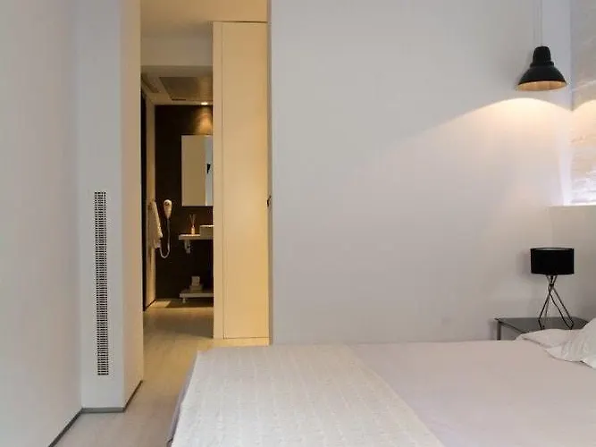 엘 16 루자파 * 발렌시아