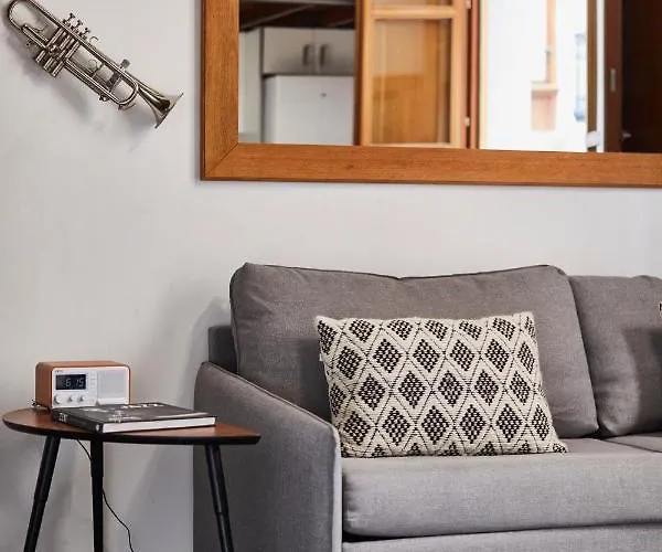 Bubuflats / Mercat Lägenhet