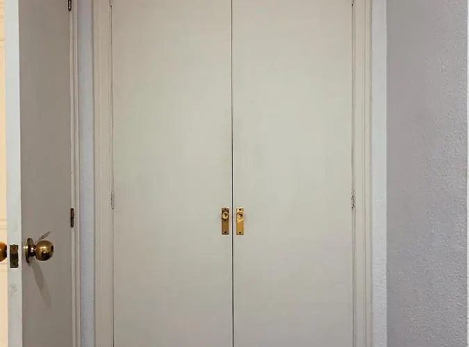 Ayuntamiento Silence