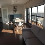 Galileo Flats - Palacio De Congresos Lägenhetshotell 2*