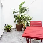 Reina 107 Boutique 3* Valencia