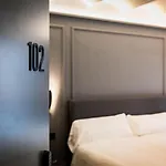 Reina 107 Boutique 3* Valencia