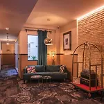 Hografic Ξενοδοχείο 2*