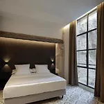 Feten 公寓式酒店 4*
