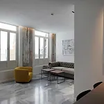 Feten 公寓式酒店 4*