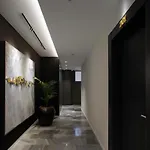 Feten 公寓式酒店 4*