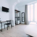 بيت ضيافة Concept 3*
