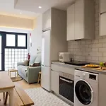 Florit Flats - The Maritim Serreria بيت ضيافة