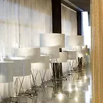 Medium Hotel