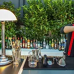 إس إتش فالينسيا بالاس 5*