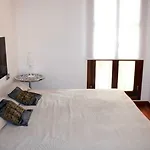 Happy Apartment *