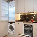 Neobeds - Stylish Modern 1br Near Old Town & Steps From Turia Park Valencia
