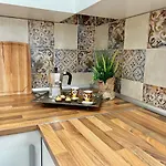 Apartment Near The Bio Parc *