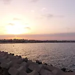 Autentico Velero En Hotel na wodzie *