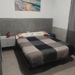 Carrer De L'arquitecte Alfaro 27 Bajo Derecha Apartman