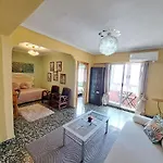 Full Equipped And Comfortable With Wifi Apartament