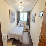 3 Bedroom Flat With Wifi Apartment *