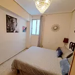 3 Bedroom Flat With Wifi *