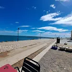 Apartment 3 Bedroom Flat With Wifi