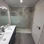 Precioso Reformado Con Terraza, 4 Habs Lägenhet