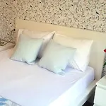 Mediterraneo By Neohotels-centro 8 Min By Metro
