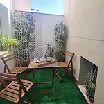 Mediterraneo By Neohotels-centro 8 Min By Metro Apartment 4*