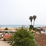 Isola Beachside Apartment