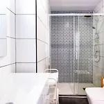 Charming And Comfortable With Inviting Atmosphere *