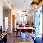 Brighthouse With Warm And Friendly Vibes * Valencia