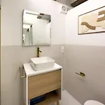 Apartamento Market - Ciutat Vella, Exclusively For Families - Mid-term