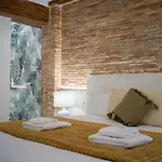 Apartamento Market - Ciutat Vella, Exclusively For Families - Mid-term *