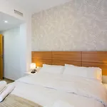 Apartmán Piso Familiar Cerca Del Centro, Ac Y Wifi Gratis *