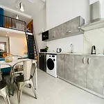 Modern Designed Loft In Russafa Βαλένθια