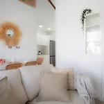 Singularstays Vivons شقة *
