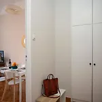 Appartement Singularstays Seu Vii Valence