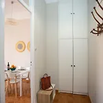 Appartement Singularstays Seu Vii Valence