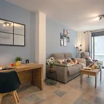 Singularstays Clero