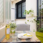 Апартаменты Singularstays Clero