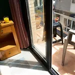 Singularstays Clero *