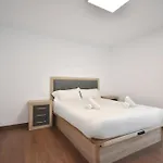 Gran Piso En Barrio Historico Del Centro *