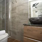 Singularstays Xativa Iii شقة *
