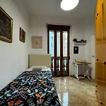 Apartment Russafa Codrut