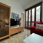 Russafa Codrut Apartment *