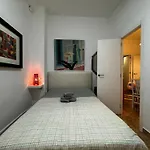 Russafa Codrut Apartment *