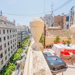Atico De Lujo Plaza Ayuntamiento 아파트 *