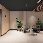 Palau & 4* Valence