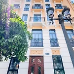 Brighthouse With Warm And Friendly Vibes Valencia