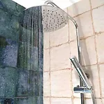 Chic Avec Terrasse, Lumineux Et Calme 2 Apartment *